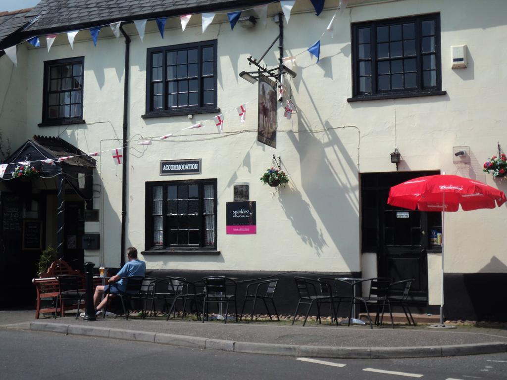Ostler Inn Uffculme Exterior foto